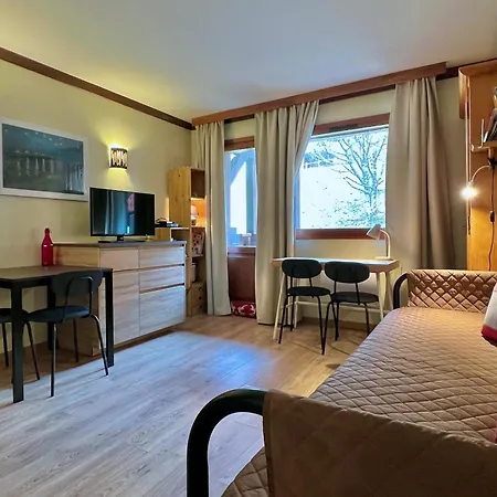 Bellevue Apartment *