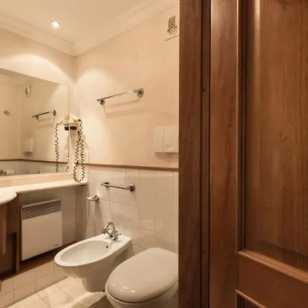 Bellevue Apartment *